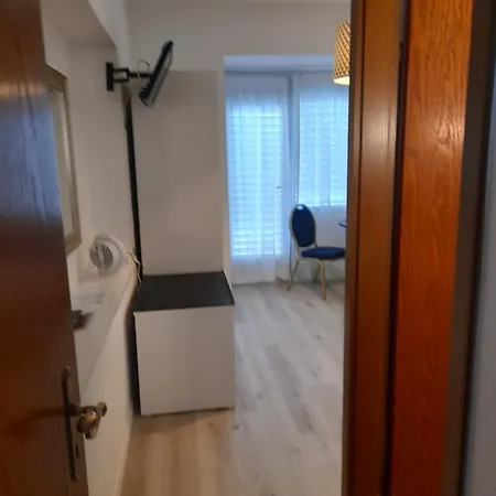 Garni Elisabetta 3* Gordola